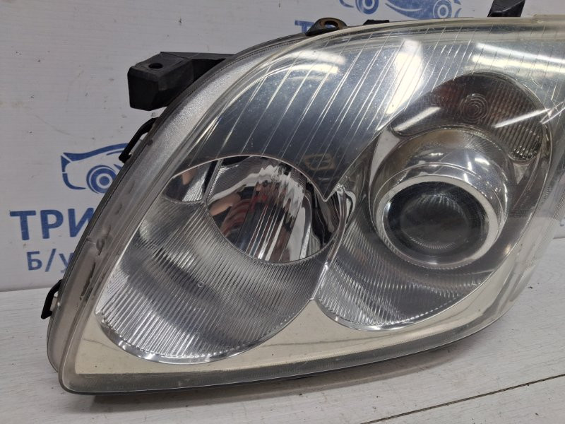 Фара левая галоген Toyota Avensis T25 1.8 БЕНЗИН 1ZZFE 2002 (б/у) Киев - изображение 2