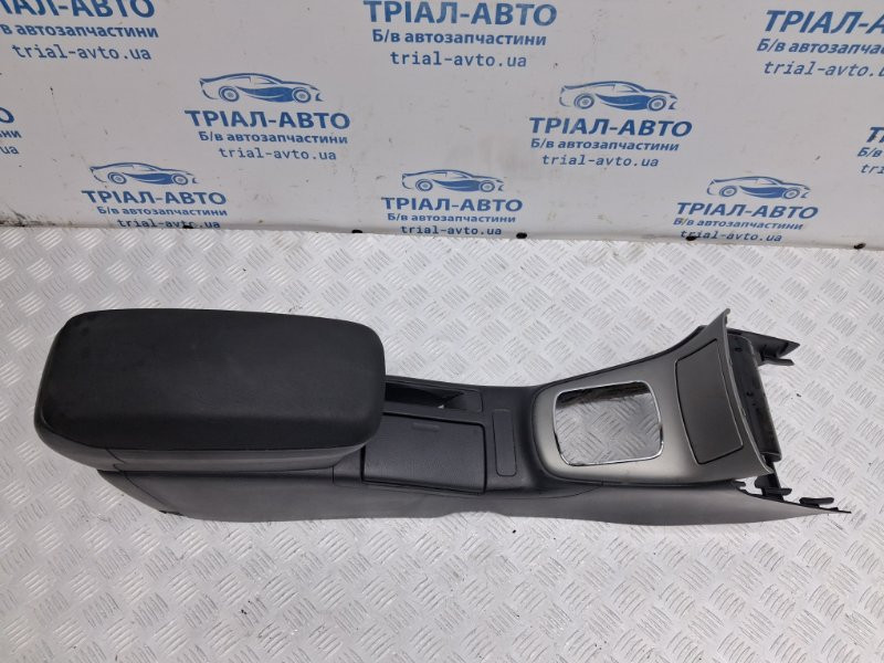 Подлокотник Toyota Avensis T25 2.0 DIESEL 1ADFTV 2002 (б/у) Київ - зображення 2