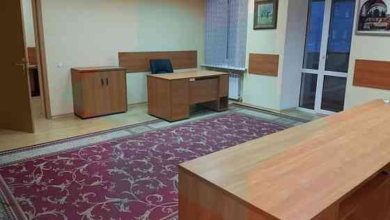 Продам. Офіс. 56 м.кв. 2/2, центр, вул.Старокозацька Днепр