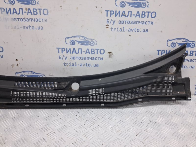 Дефлектор дворников Mitsubishi Outlander CU 2.4 БЕНЗИН 4G69 2003 (б/у) Київ - зображення 2