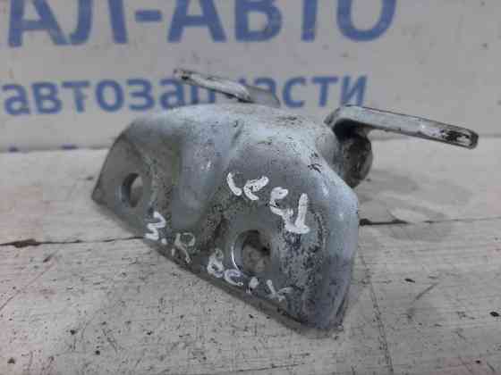 Петля двери задней правой верхняя Kia Ceed ED 1.4 БЕНЗИН G4FA 2006 (б/у) Київ