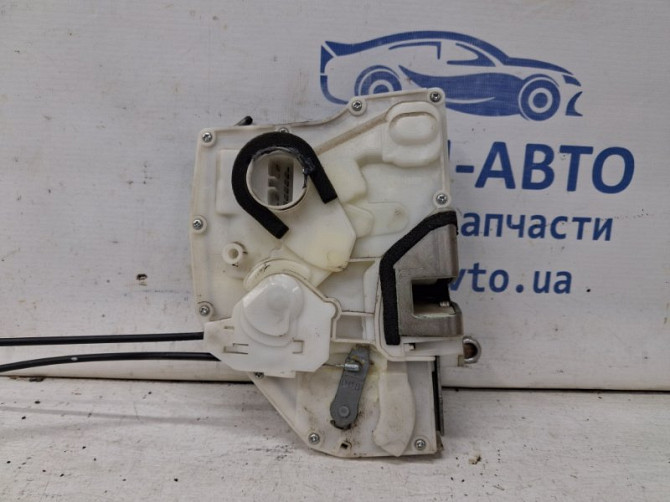 Замок двери передний правый Suzuki SX4 1 2.0 БЕНЗИН J20A 2006 (б/у) Київ - зображення 2