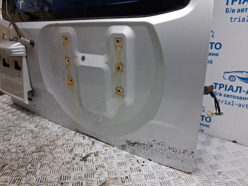 Крышка багажника Mitsubishi Pajero Wagon 3 3.2 ДИЗЕЛЬ 4M41 1999 (б/у) Киев - изображение 3