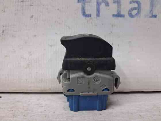 Кнопка стеклоподъемника Dacia Duster 2010-2017  (Арт. 65427) Киев