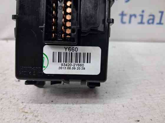 Переключатель подрулевой правый(дворники) Hyundai IX35 LM 1.7 DIESEL D4FD 2009 (б/у) Київ