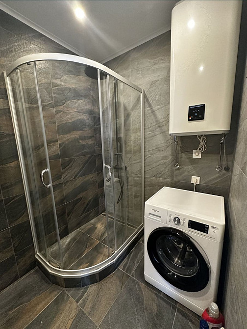 1к Бровари,жк Лісовий кавртал" Бровари - зображення 9