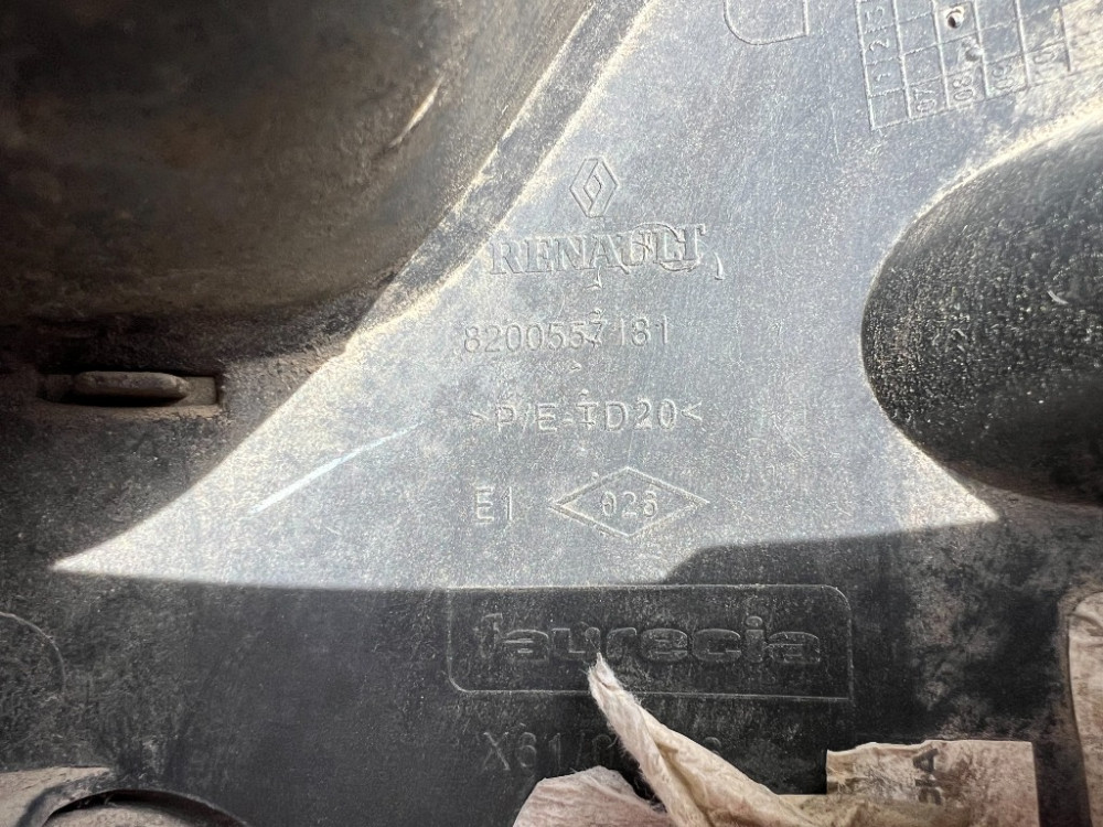 Пластик под фонарь левый (вставка) Renault Kangoo 2008-2015 (8200557181) Ковель - изображение 3