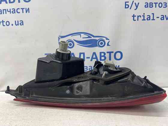 Фонарь задний внутренний правый Nissan Qashqai J11 1.6 DIESEL R9M 2013 (б/у) Киев