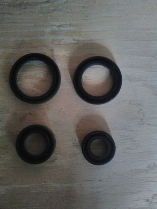 Набор сальників коробки передач Днепр, МТ, К-750 Рокитне - зображення 2