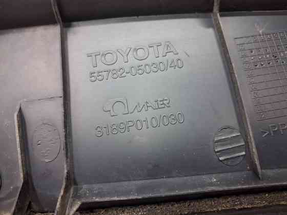 Дефлектор дворников Toyota Avensis T25 2.2 DIESEL 2ADFTV 2002 (б/у) Киев