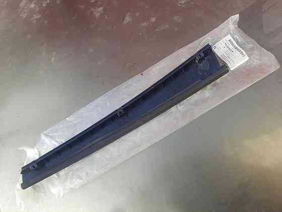 Накладка двери передней левой вертикальная Daewoo Leganza Дніпро