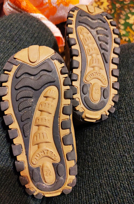 Дитячі чобітки HUSH PUPPIES розмір 22 Косов - изображение 10