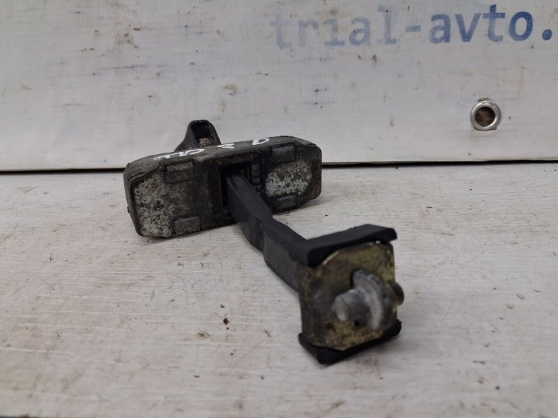 Ограничитель двери задний правый Toyota Prado J120 4.0 1GR-FE 2002 (б/у) Киев - изображение 3