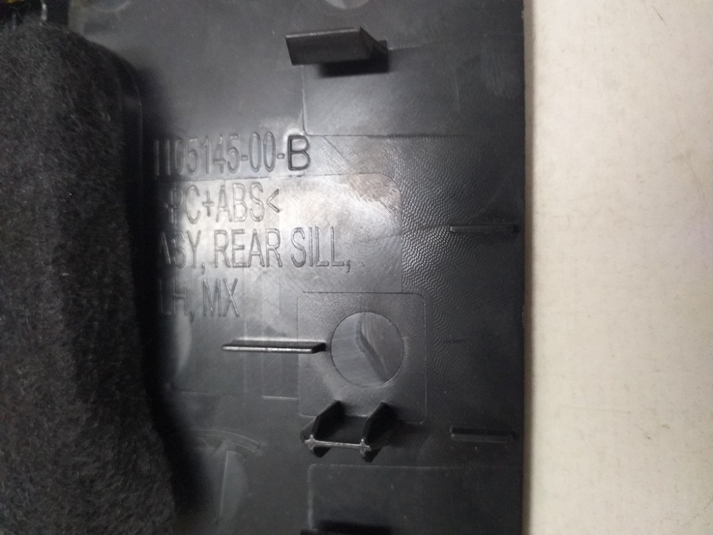 1Облицовка порога задней левой двери Tesla model X 1105145-00-B Київ - зображення 4