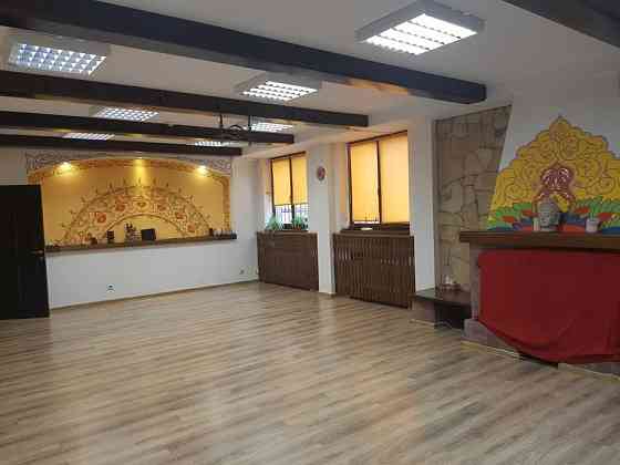 Дарница метро , Дарницкий бульв , цокольный этаж 110м Київ