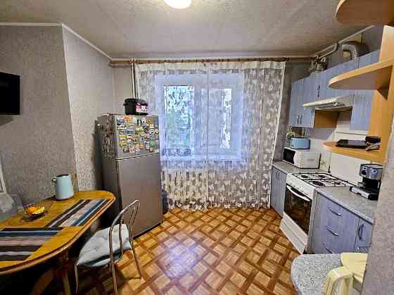 Продам 2-к квартиру (60м2) в кирпичной высотке на ж/м Левобережный-3 Днепр