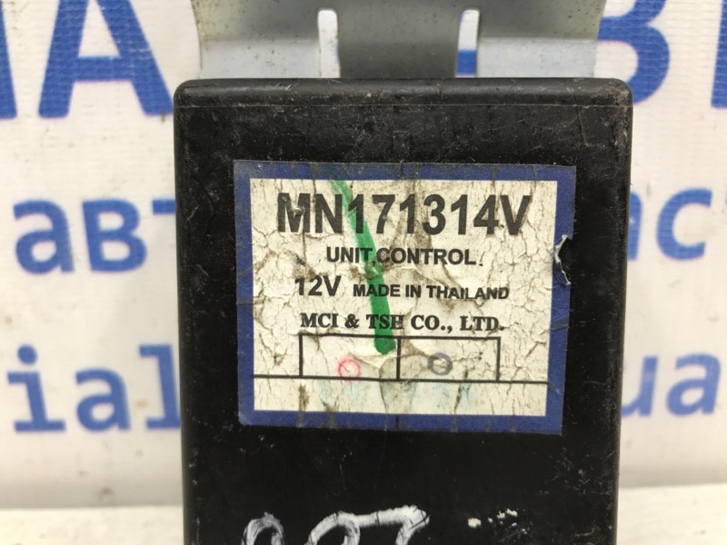 Блок управления полным приводом Mitsubishi L200 KB 2.5 ДИЗЕЛЬ 4D56U 2006 (б/у) Киев - изображение 3