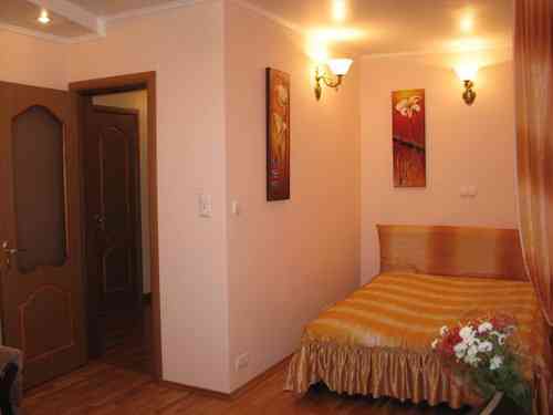 Відмінна однокімнатна квартира на Печерську! № 118690 Київ