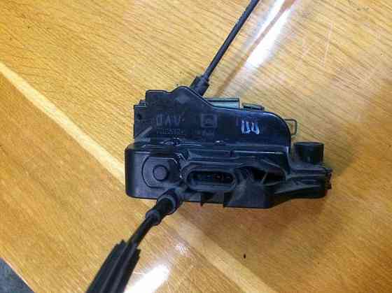 Бу замок двери 4 пина Renault Laguna 2, 8200000662, передний правый Кропивницький