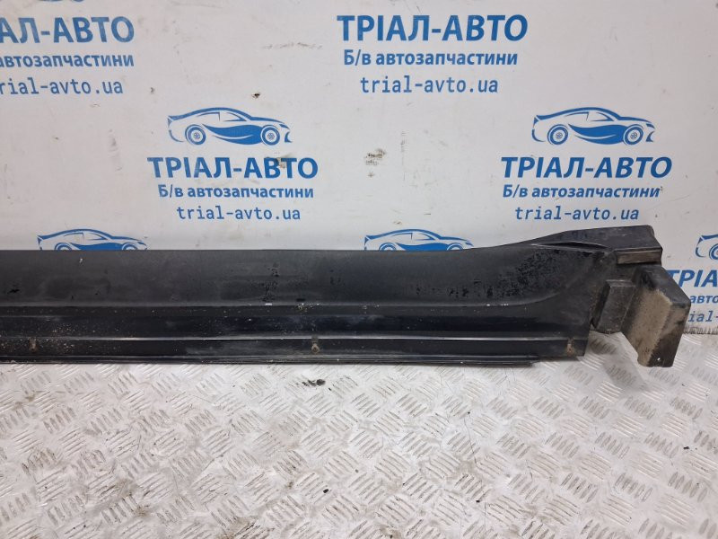 Накладка порога внешняя левая Mitsubishi Pajero Wagon 3 3.2 ДИЗЕЛЬ 4M41 1999 (б/у) Київ - зображення 3