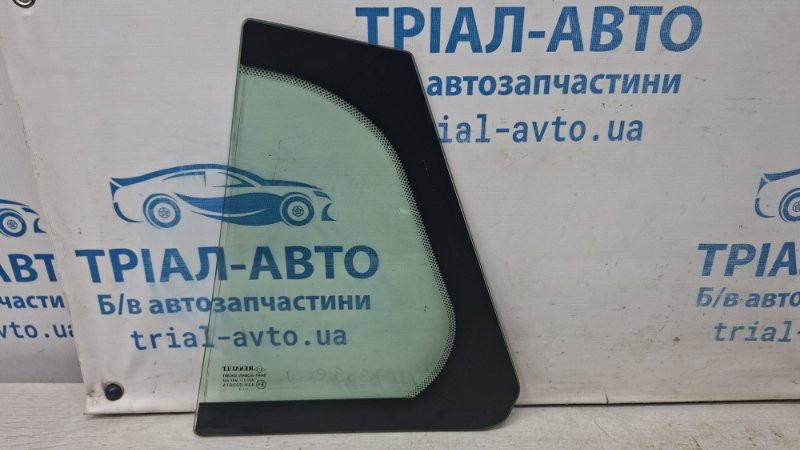 Стекло двери угловое правое Renault Megane 3 1.5 DIESEL K9K 2008 (б/у) Київ - зображення 3