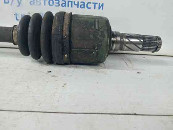 Привод передний левый Kia Sorento BL 2.5 DIESEL D4CB 2002 (б/у) Киев