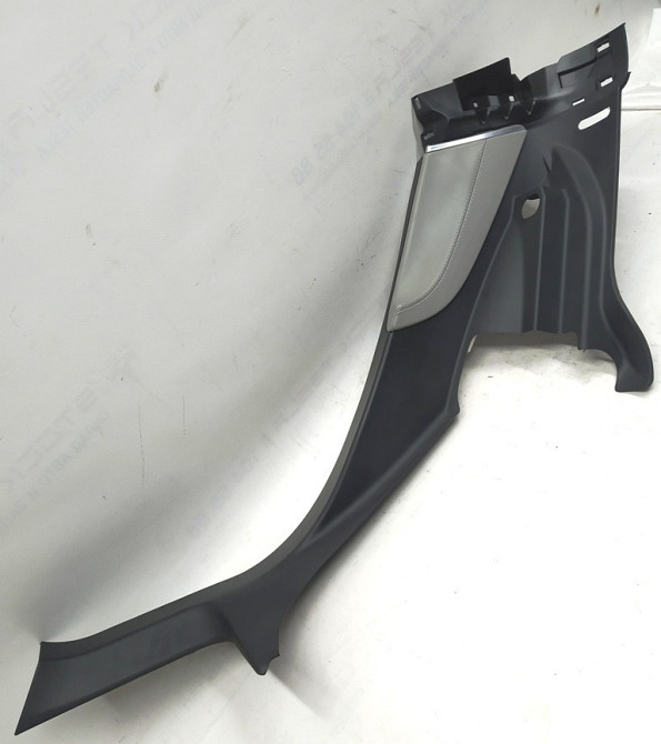 1Облицовка стойки C нижняя правая LTHR GREY Tesla model S, model S REST 1051769-05-C Киев - изображение 1