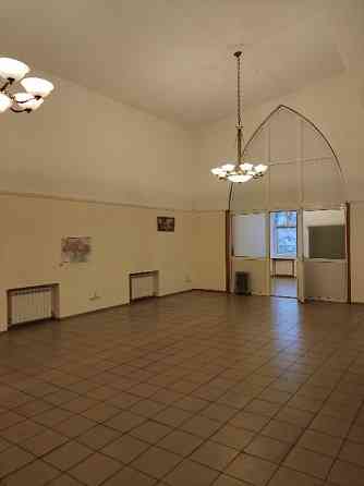 Олеся Гончара 73, офис 120м Киев