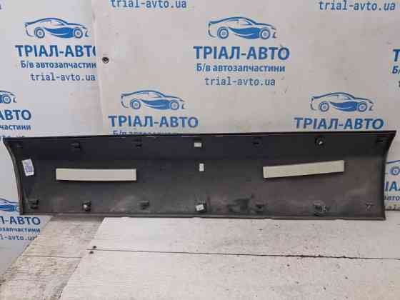 Накладка двери Hyundai Tucson 2004-2009 877242E000 (Арт. 86210) Киев