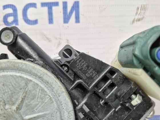 Стеклоподъемник задний правый Nissan X-Trail T32 1.6 DIESEL R9M 2014 (б/у) Киев
