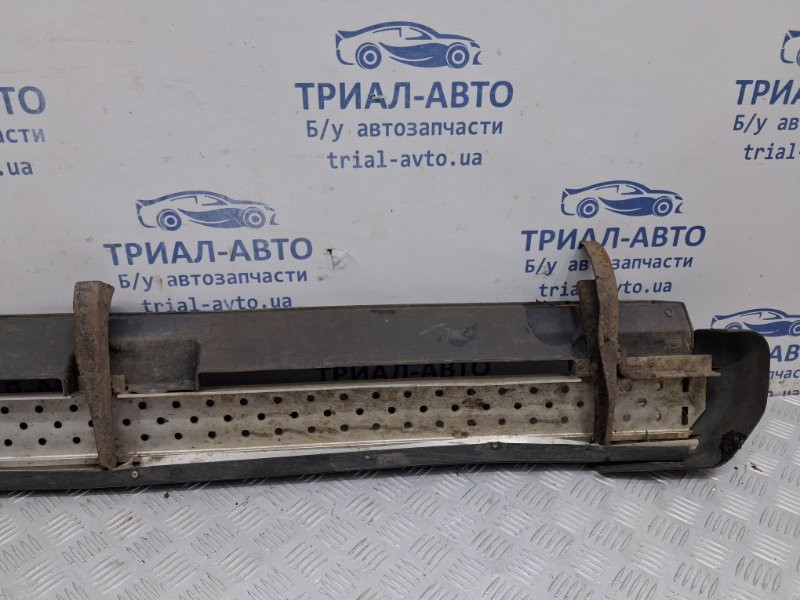 Подножка Mitsubishi Pajero Wagon 3 3.2 ДИЗЕЛЬ 4M41 1999 прав. (б/у) Киев - изображение 7