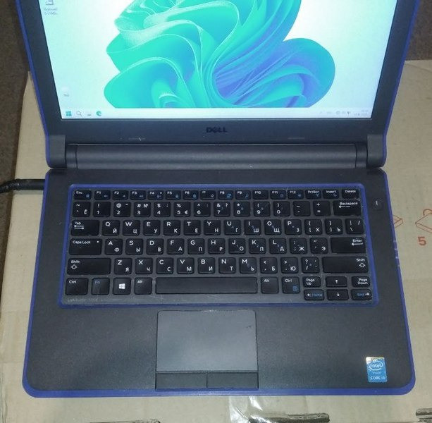 Ноутбук Dell Latitude 3350 Київ - зображення 4