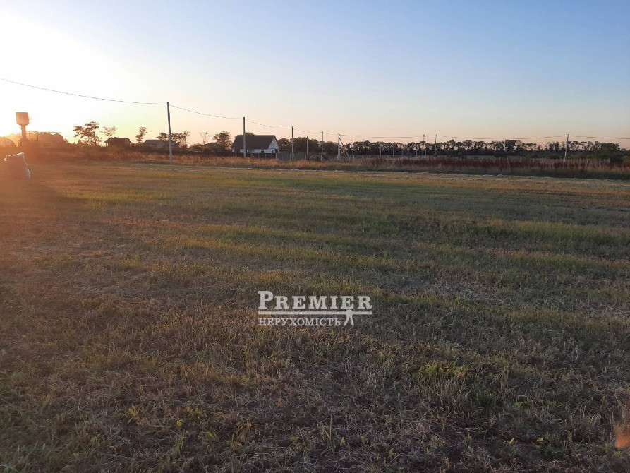 У продажу земельну ділянку 10 соток с. Молодіжне Черноморск - изображение 1