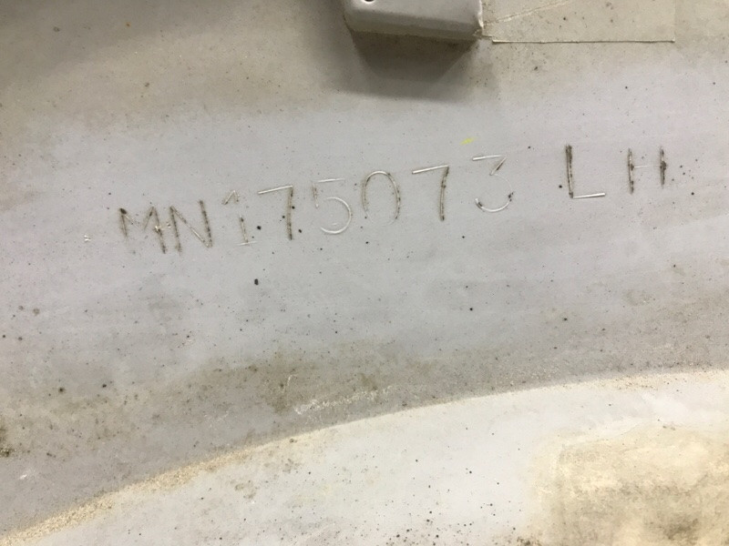 Накладка двери Mitsubishi Outlander 2003-2007 MN175073 (Арт. 53445) Київ - зображення 6