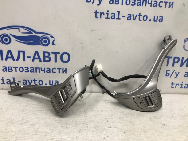 Кнопки руля Nissan X-Trail T32 1.6 DIESEL R9M 2014 (б/у) Київ - зображення 1