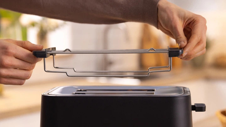 Тостер Bosch TAT3M123 950 Вт черный Київ - зображення 4