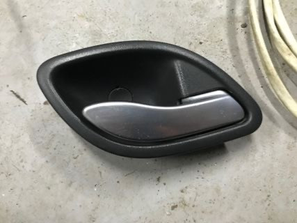 Бу ручка двери Renault Laguna 2 98007101, 8200000724, правая. Кропивницкий - изображение 1