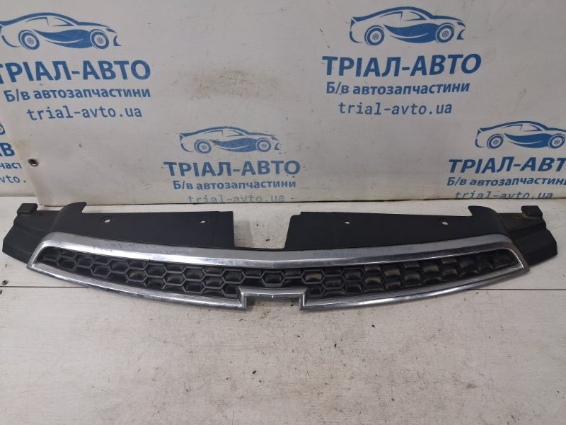 Решетка радиатора Chevrolet Cruze 2009-2016 96981100 (Арт. 86814) Киев - изображение 1