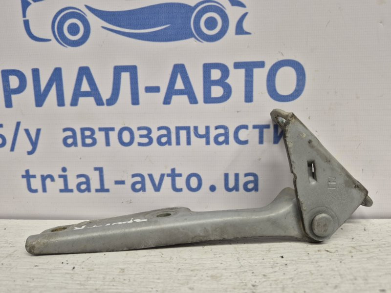 Петля капота правая Mitsubishi Pajero Sport K9 2.5 DIESEL 4D56 1996 (б/у) Київ - зображення 1