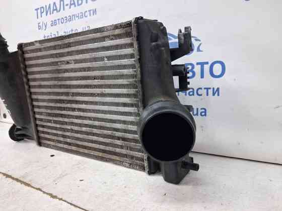 Радиатор интеркуллера Nissan Qashqai J11 1.2 БЕНЗИН HRA2DDT 2013 (б/у) Київ