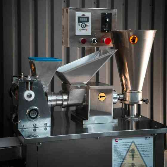 Апарат для пельменів Horfood АП-100 — змінні матриці, регулювання швидкості, 220 V Черкассы