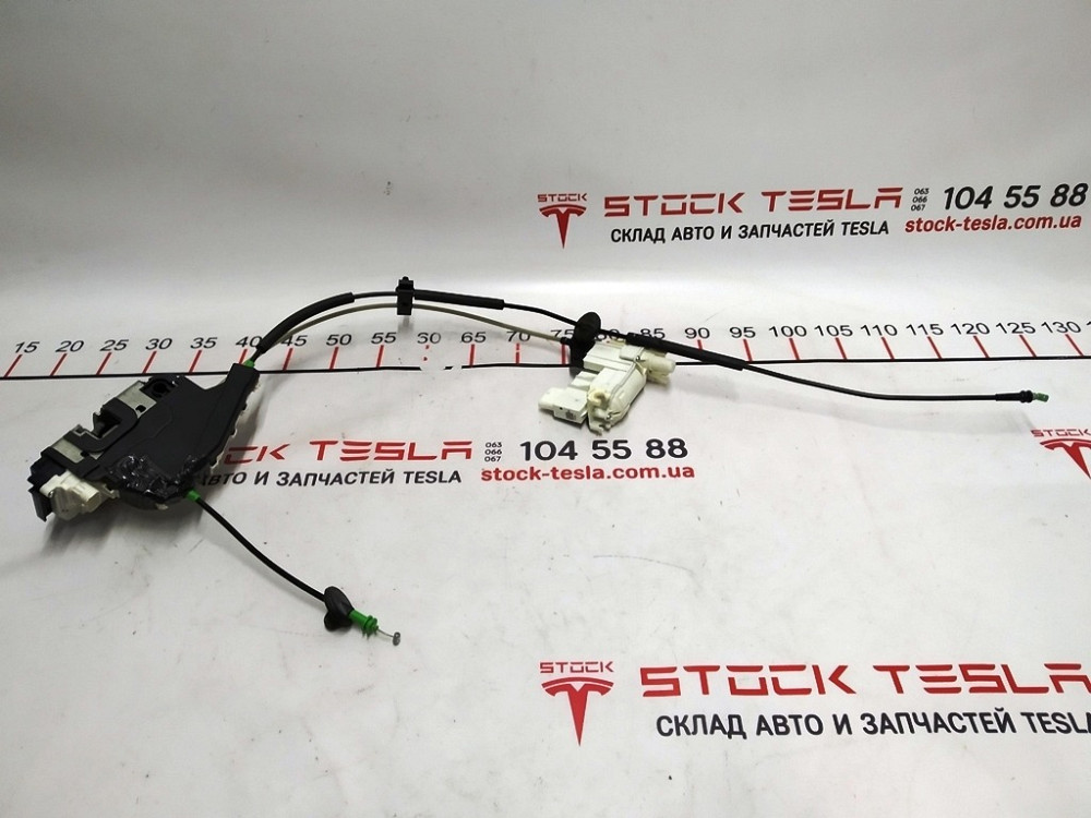 Замок двери передней правой в сборе с механизмом дотяжки Tesla model X 1126200-00-B Київ - зображення 2