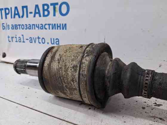 Привод передний левый АКПП Mitsubishi Pajero Wagon 3 3.2 ДИЗЕЛЬ 4M41 1999 (б/у) Київ