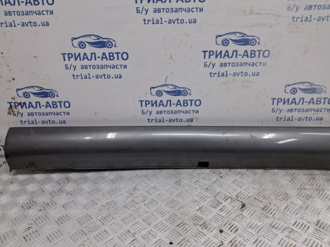 Накладка порога внешняя правая Kia Sorento BL 2.5 DIESEL D4CB 2002 (б/у) Київ - зображення 2