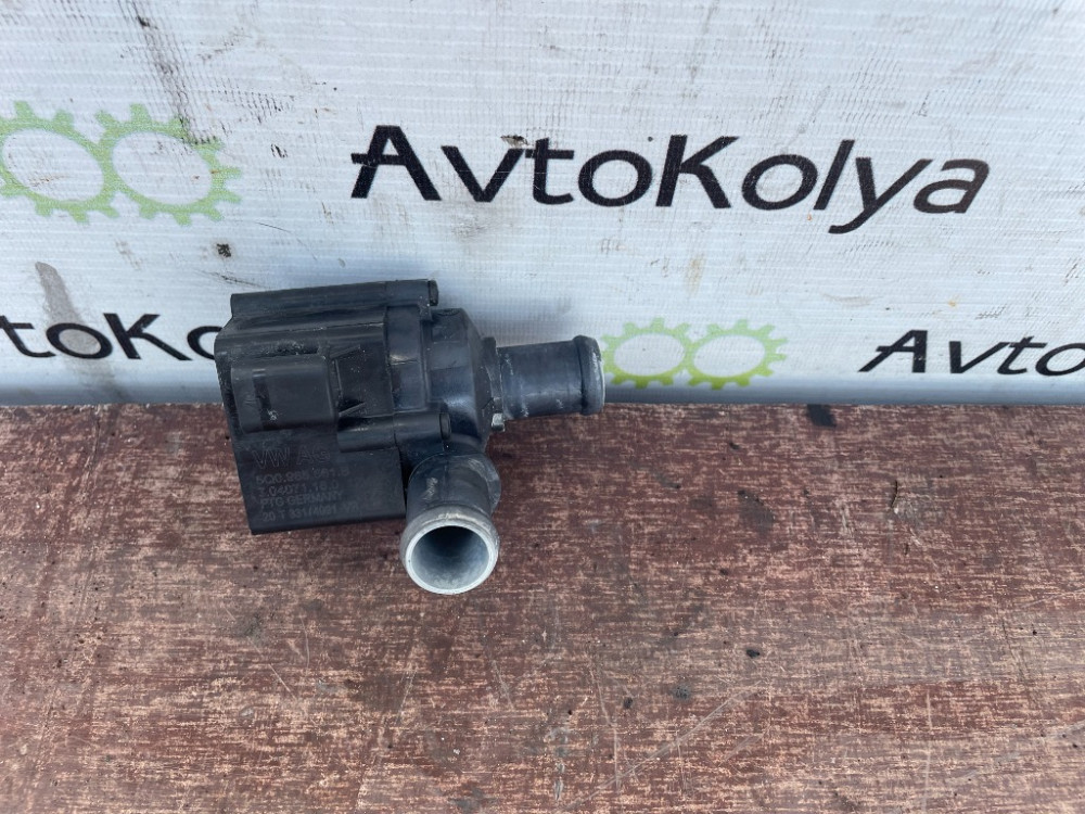 Помпа системы охлаждения VW T6 Multivan 2015-2019 (5Q0965561B) Ковель - изображение 1