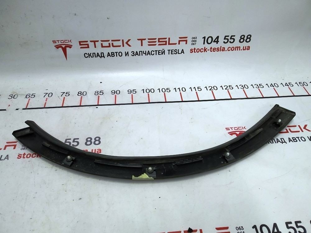 1Декоративная накладка арки двери задней правой в сборе с уплотнителем (с повреж.) Tesla model X 104 Киев - изображение 2