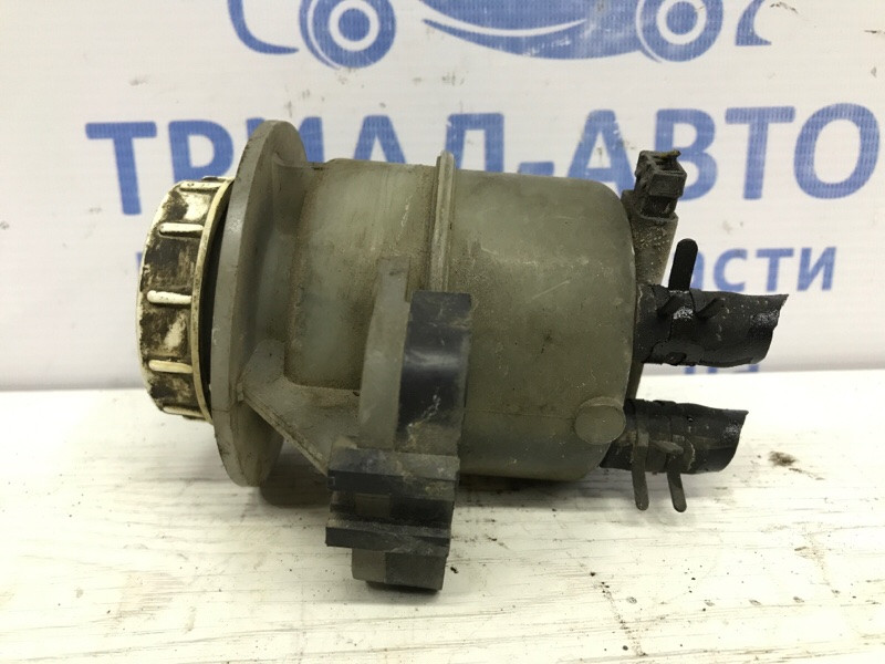 Бачок главного тормозного цилиндра Mitsubishi Outlander CU 2.4 БЕНЗИН 4G69 2003 (б/у) Київ - зображення 1