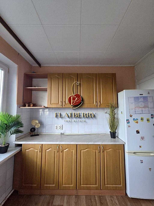 Без% Продаж 3К, проспект Леся Курбаса 4, Святошинський район Київ - зображення 9