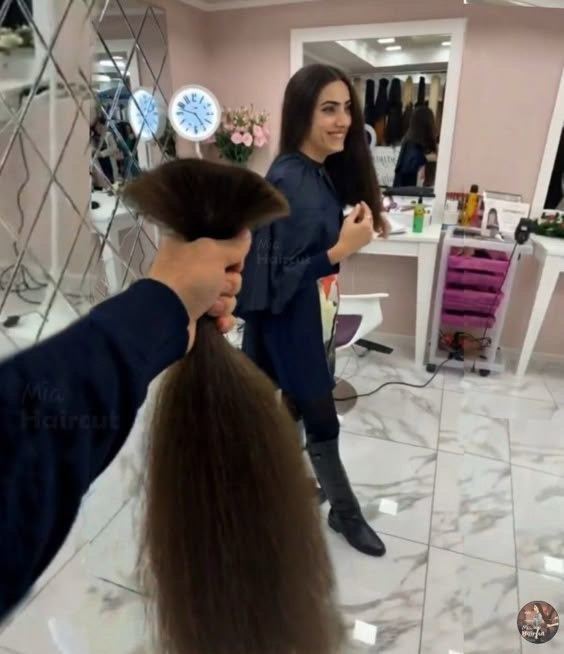 Придбаю волосся Дорого КИЇВ довжиною від 35 см.Ми є в кожному місті Телефон 0961002722,0633013356 Київ - зображення 1