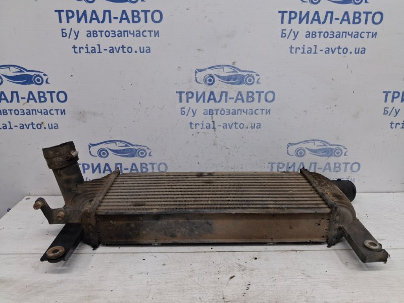 Радиатор интеркуллера Nissan Navara D40 2.5 DIESEL YD25DDTI 2004 (б/у) Киев - изображение 4